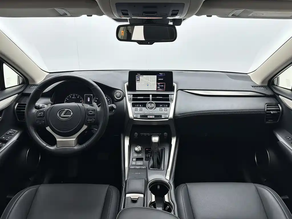 Lexus NX 200 AWD Sharp Style CN-VI