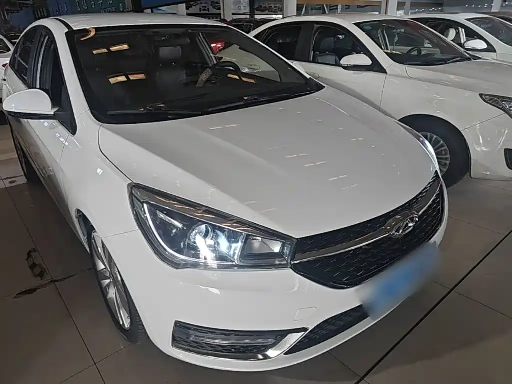 Arrizo 5 1.5 L CVT Leading Trend