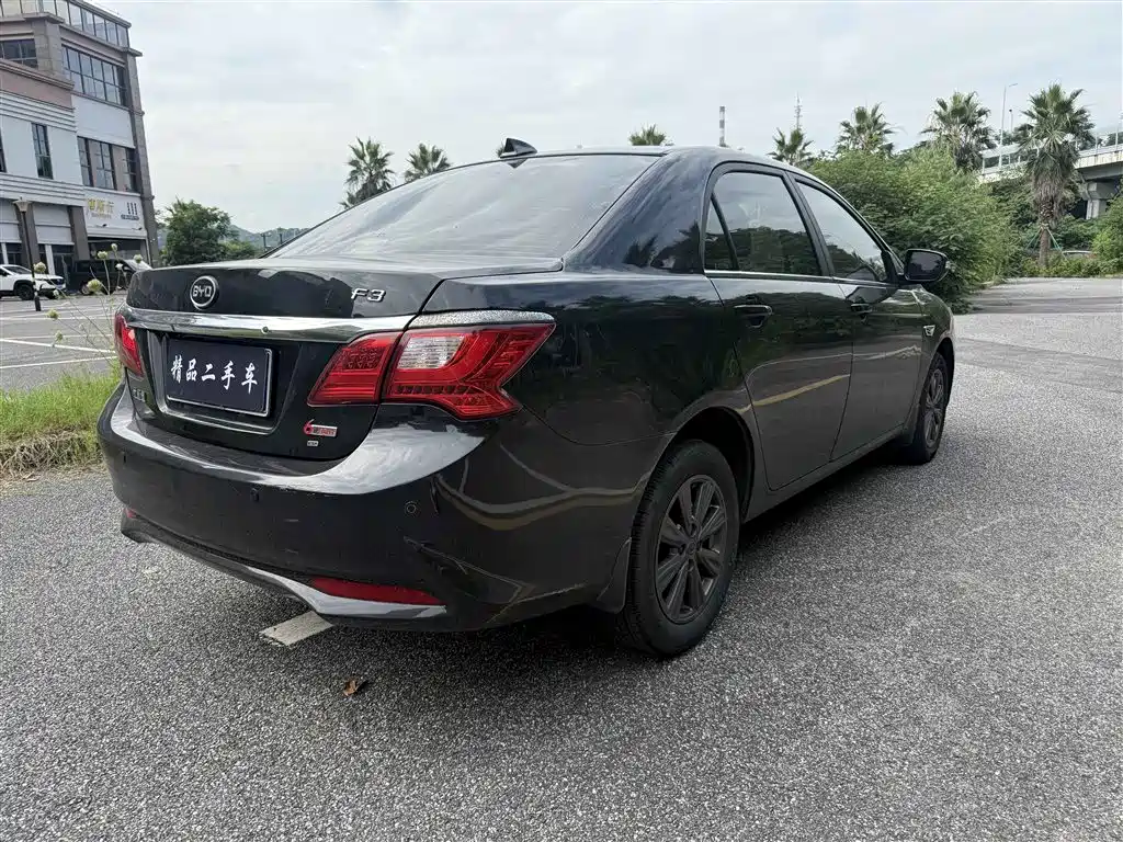 BYD F3 比亚迪F3 2016款 1.5 L 自动豪华型