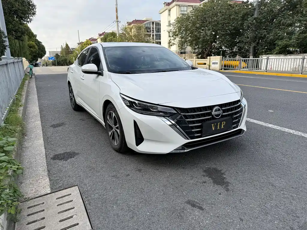 Sylphy 1.6 L CVT Joy