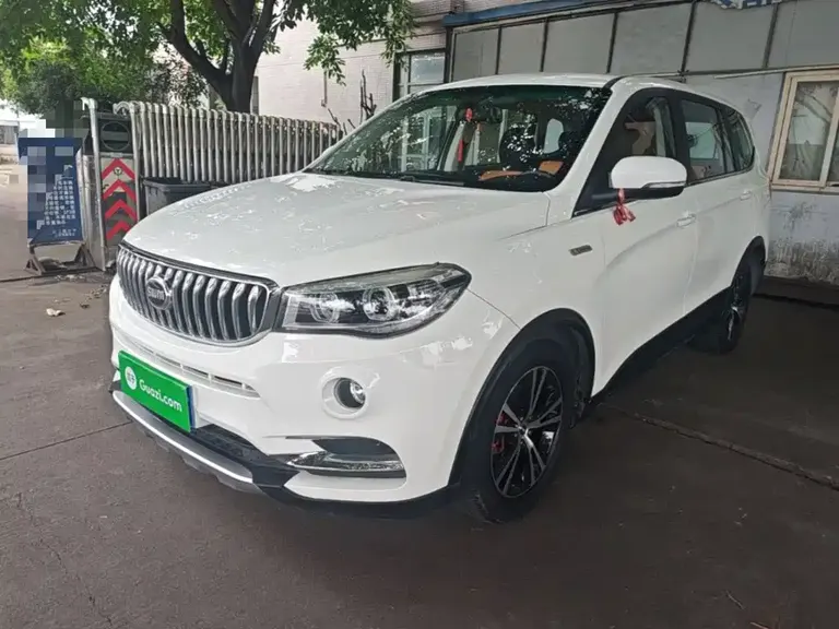 SWM X7 SWM斯威X7 2020款 2.0 L 手动冠军版 7座