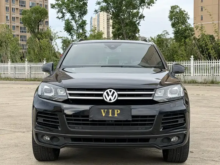 Volkswagen Touareg 3.0 TSI Black Explorer