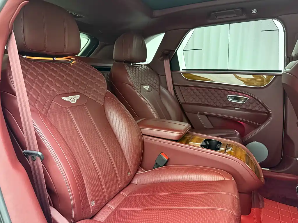 Bentayga 4.0 T V8