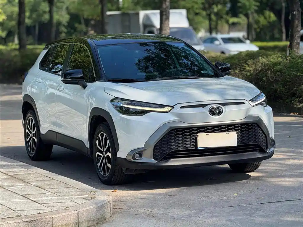 Frontlander 2.0 L CVT Luxury