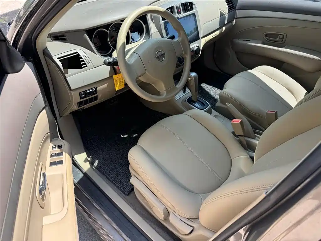 Sylphy Classic 1.6 XE Auto Comfort