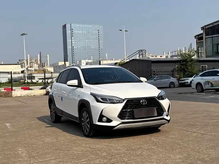 Toyota YARiS L Zhixuan Zhixuan X 1.5 L CVT Luxury PLUS