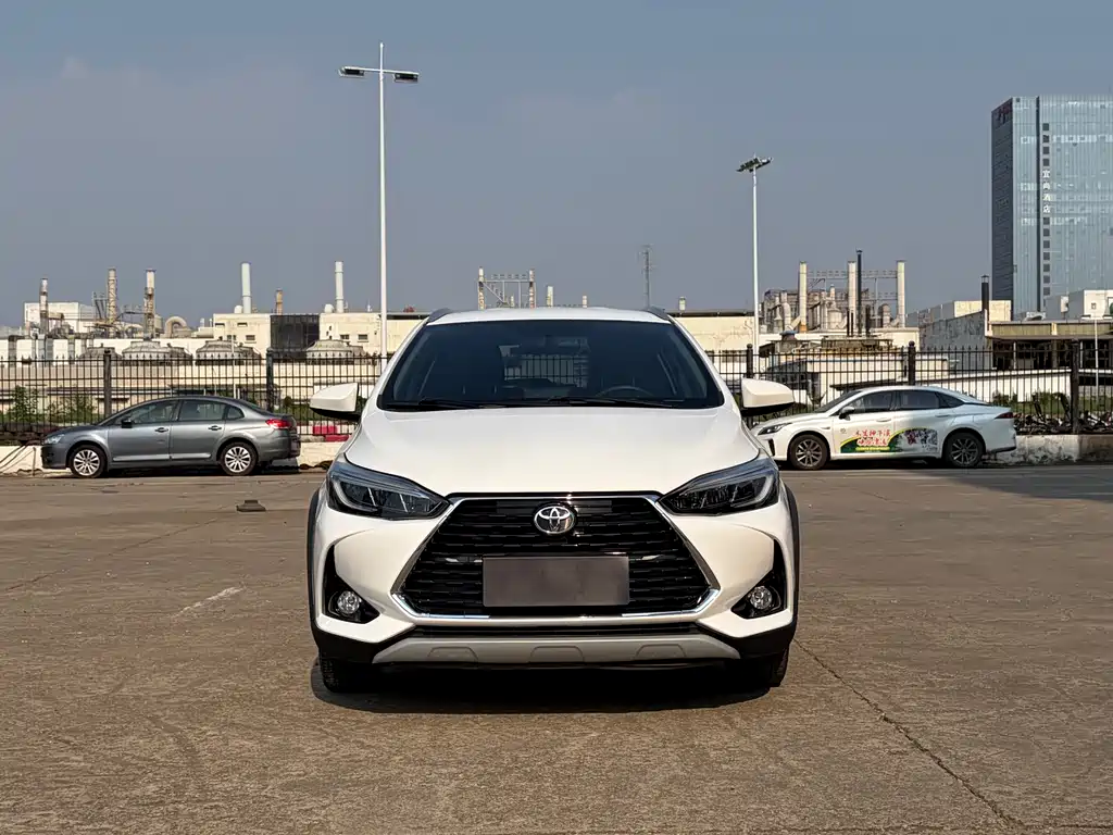 YARiS L Zhixuan Zhixuan X 1.5 L CVT Luxury PLUS