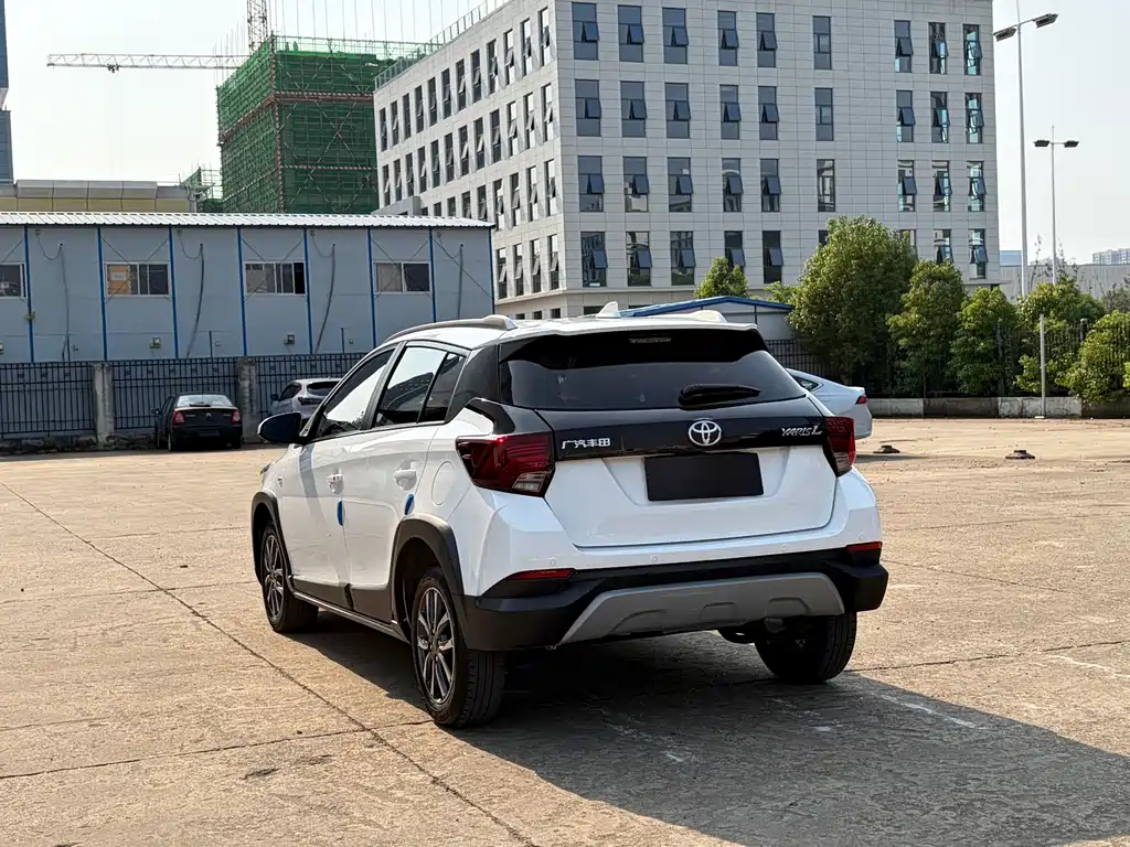 YARiS L Zhixuan Zhixuan X 1.5 L CVT Luxury PLUS