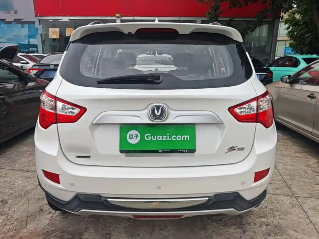 Changan CS35 长安CS35 2016款 1.6 L 手动尊贵型 国IV