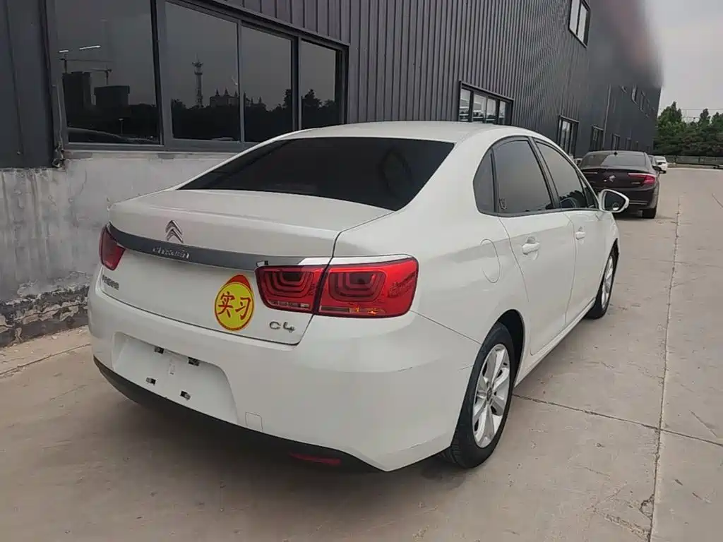 C4 Sega 1.6 L Manual Comfort