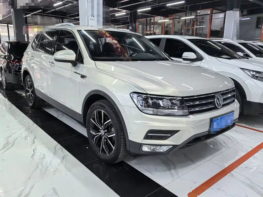 Tiguan L 330 TSI Auto 2 WD Smart Motion Luxury CN-VI