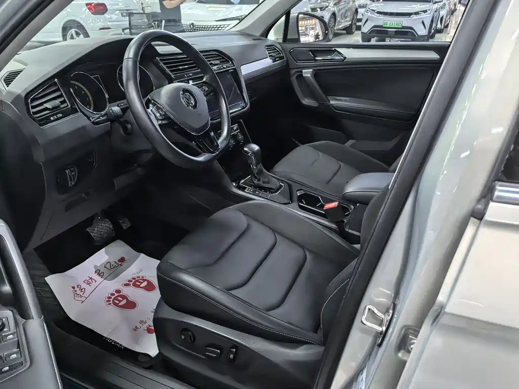 Tiguan L 330 TSI Auto 2 WD Smart Motion Luxury CN-VI
