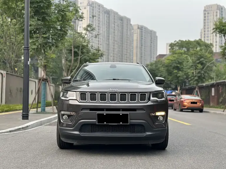 Jeep Compass 200 T Auto Home Enjoyment