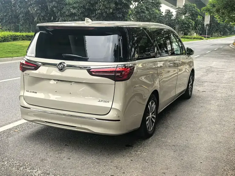 Buick GL8 ES LaCrosse 653 T Comfort