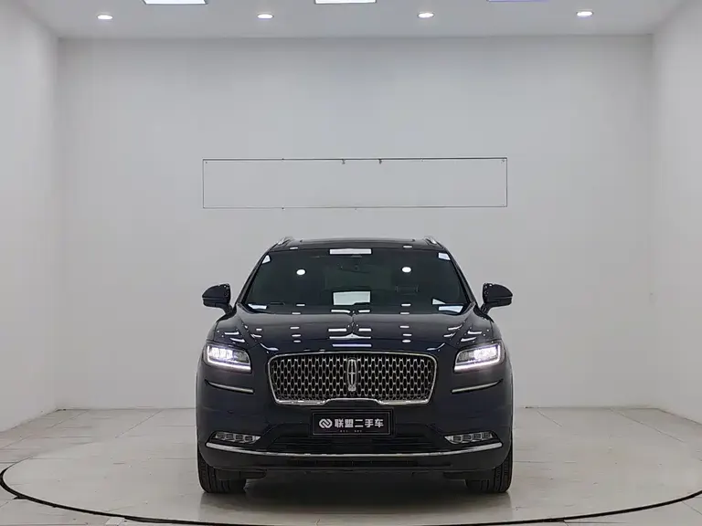Lincoln Nautilus 2.0 T 4 WD Graceful