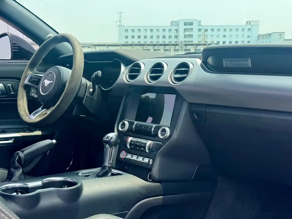 Mustang 2.3 L EcoBoost