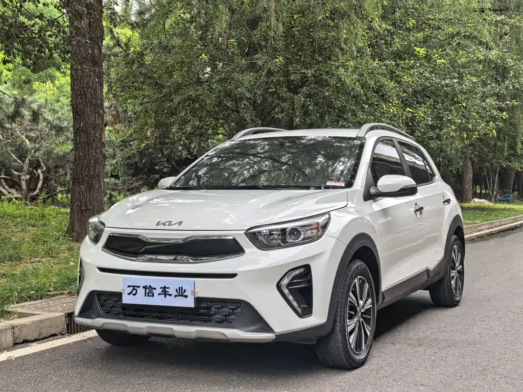 Stonic 1.4 L Auto Fun Enjoyment