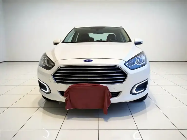 Ford Escort Facelift 1.5 L Auto Comfort