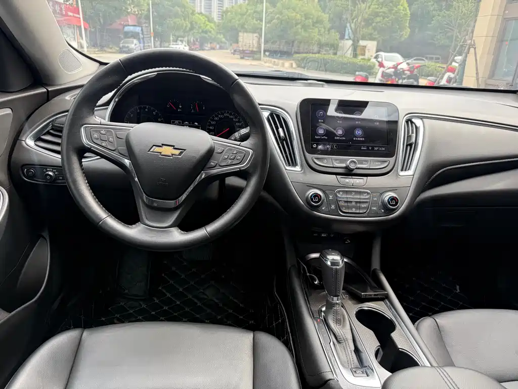 Malibu XL 535 T CVT Sharp Dynamic