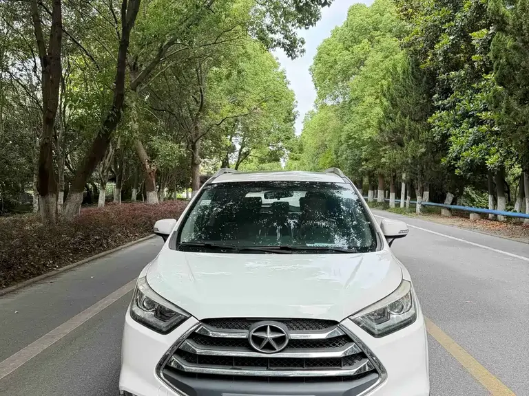 JAC Refine S3 1.5 L CVT Luxury Intelligent Premium