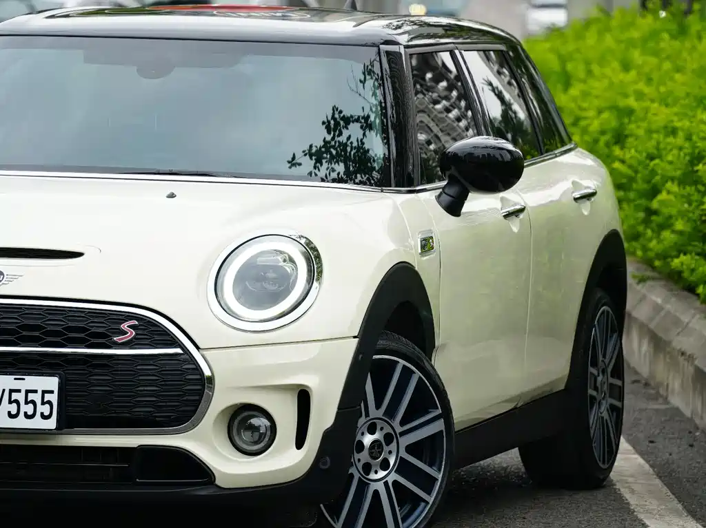 MINI CLUBMAN Facelift 2.0 T COOPER S