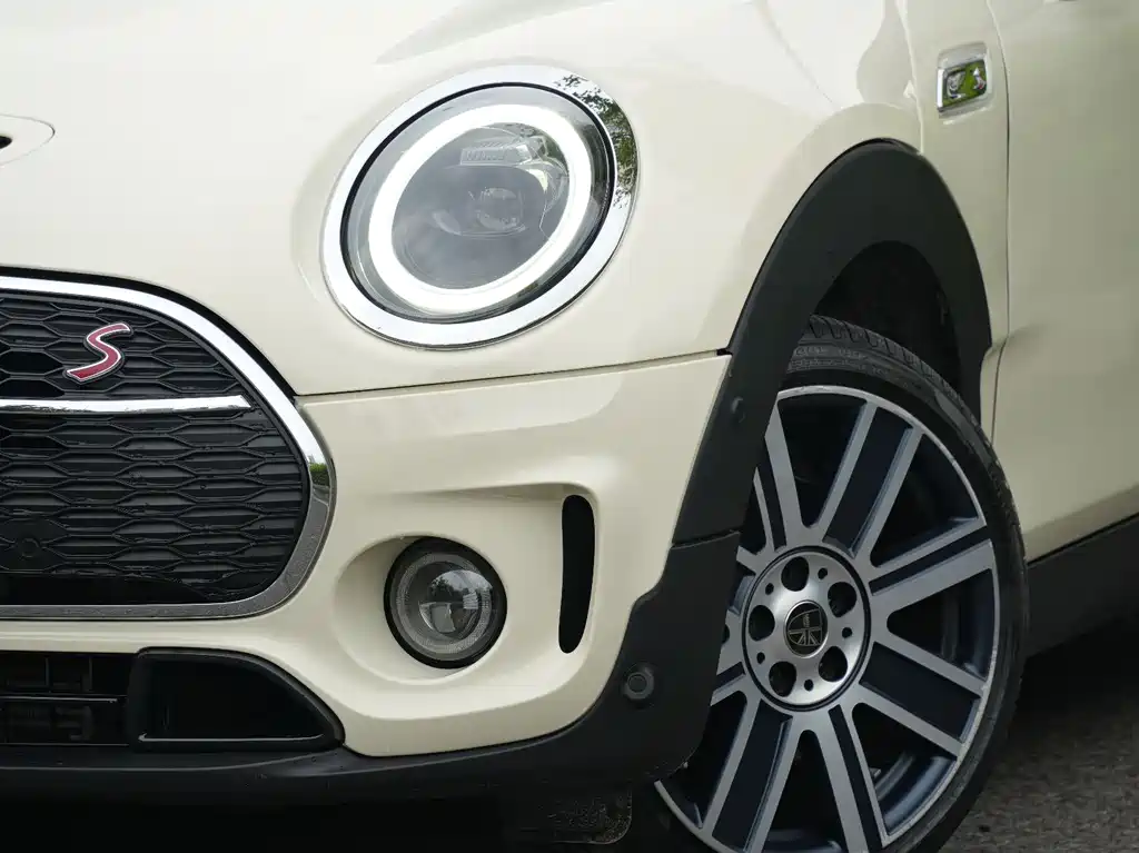 MINI CLUBMAN Facelift 2.0 T COOPER S