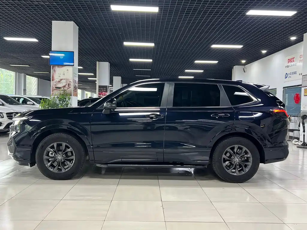 Breeze 240 TURBO 2 WD Luxury 5-seat