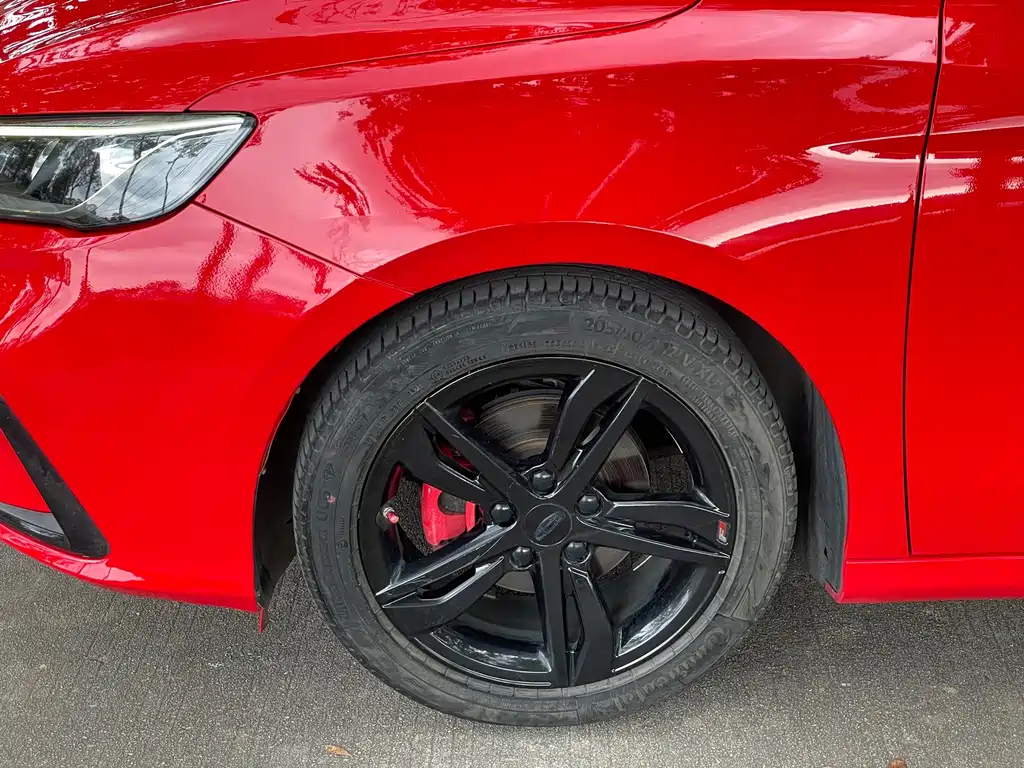 Binrui 1.4 T CVT F- Sport