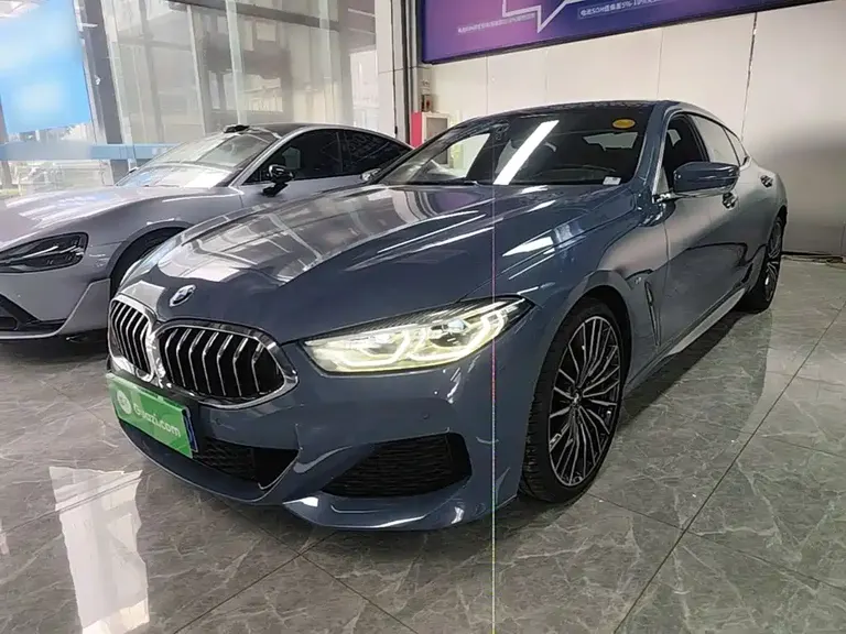 BMW 8 Series Facelift 840 i 4-door Coupe M Sport Package