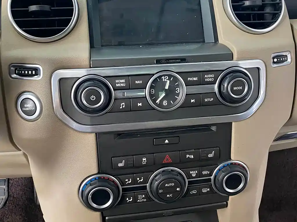 Discovery 3.0 SDV6 HSE Diesel