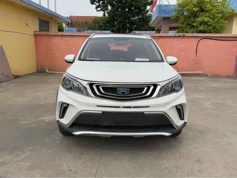 Geely Vision X3 1.5 L Auto Distinguished