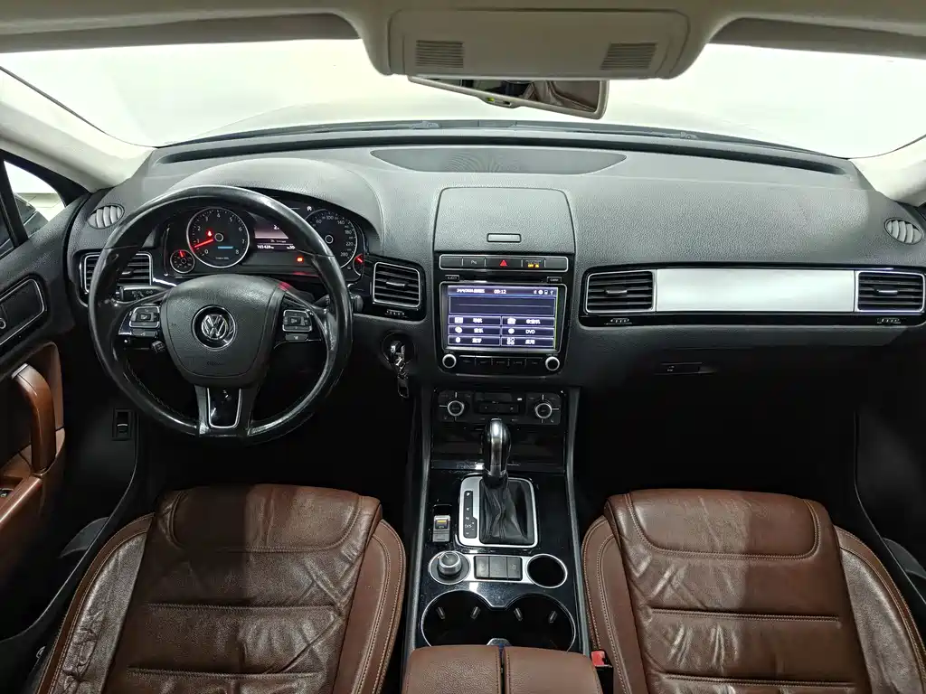 Touareg 3.0 TSI Standard Config