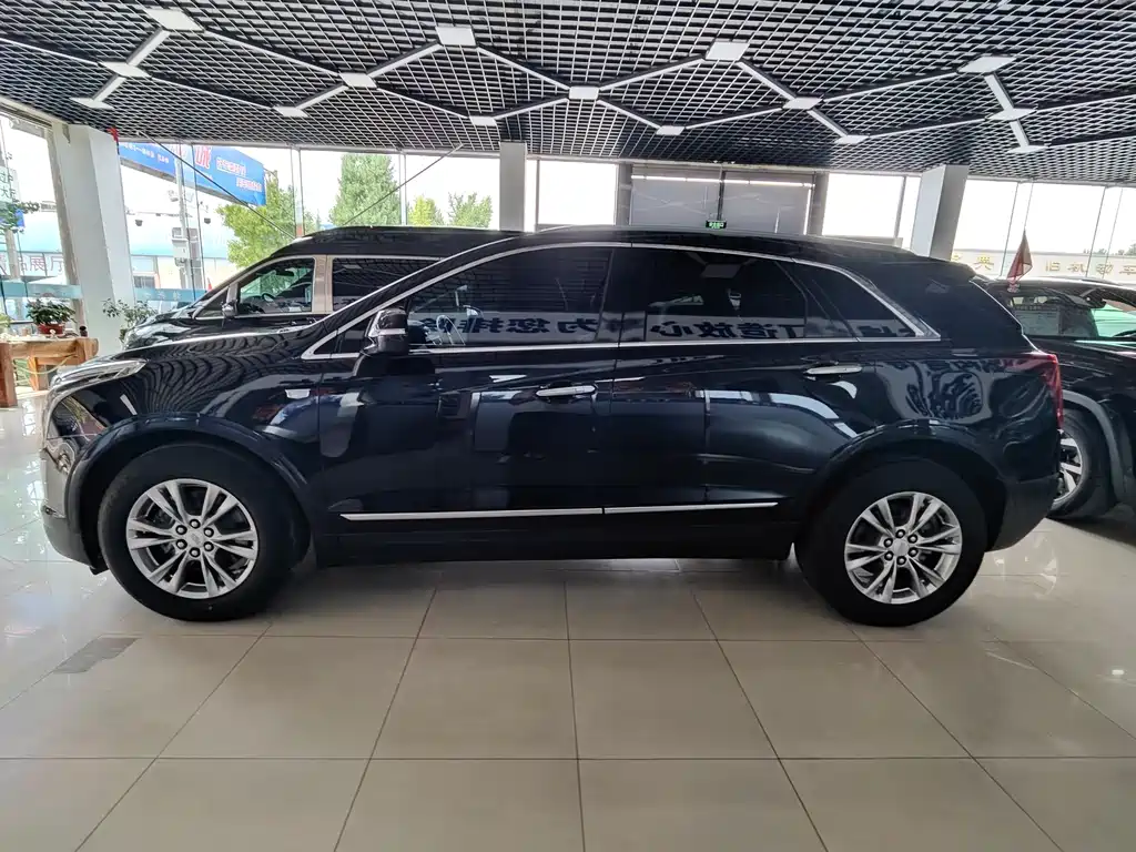 Cadillac XT5 2.0 T 2 WD Luxury