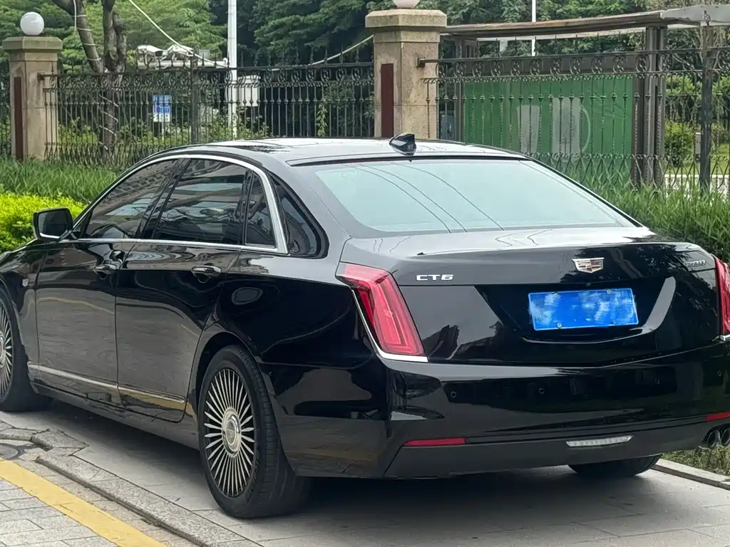 Cadillac CT6 28 T Luxury