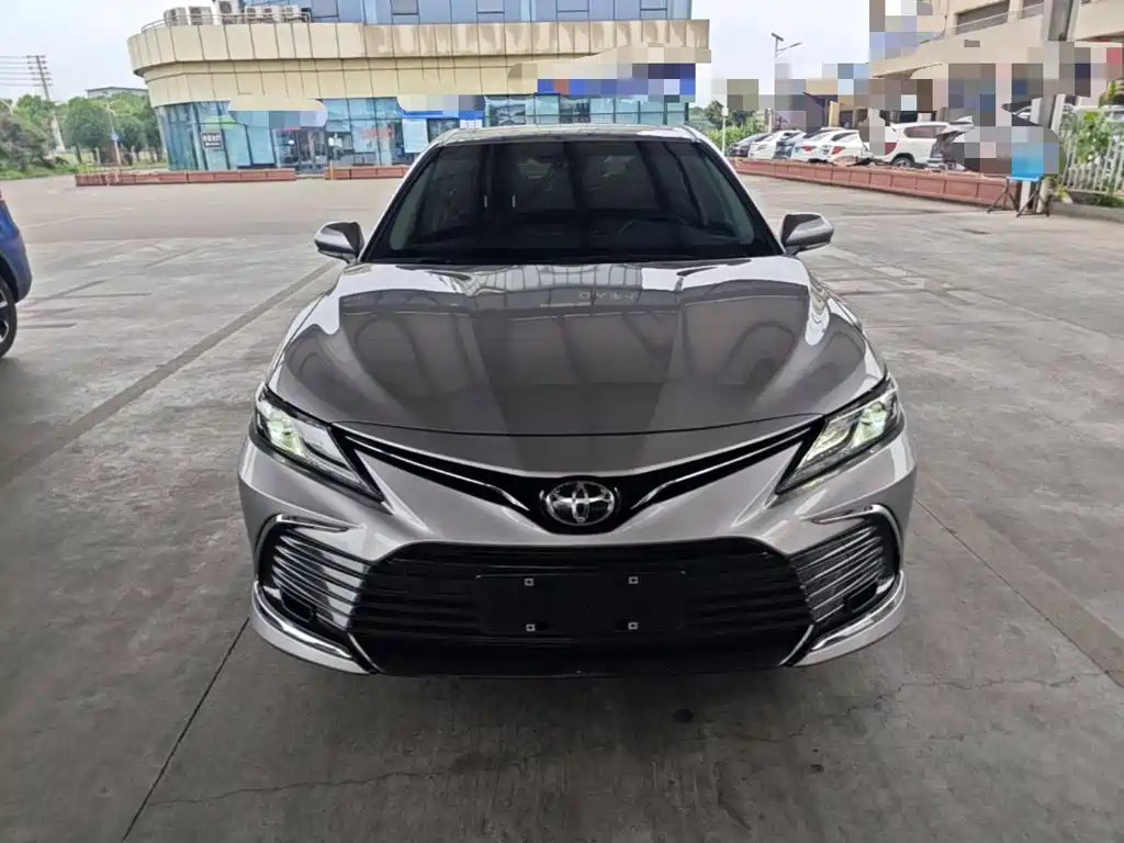 Camry 2.0 G Luxury