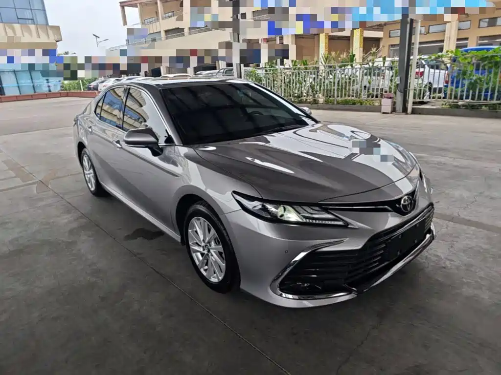 Camry 2.0 G Luxury