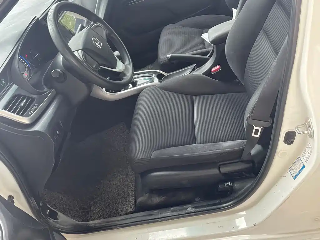 Crider 1.8 L CVT Comfort