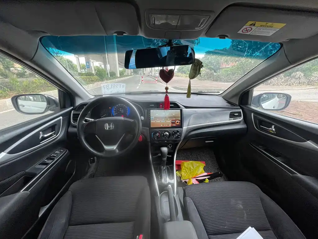 Crider 1.8 L CVT Comfort