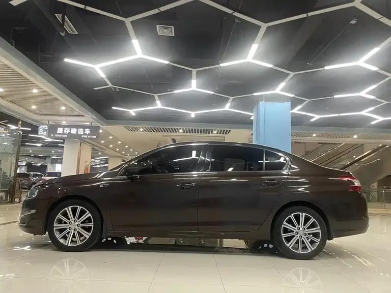 Peugeot 408 1.6 T Auto Supreme