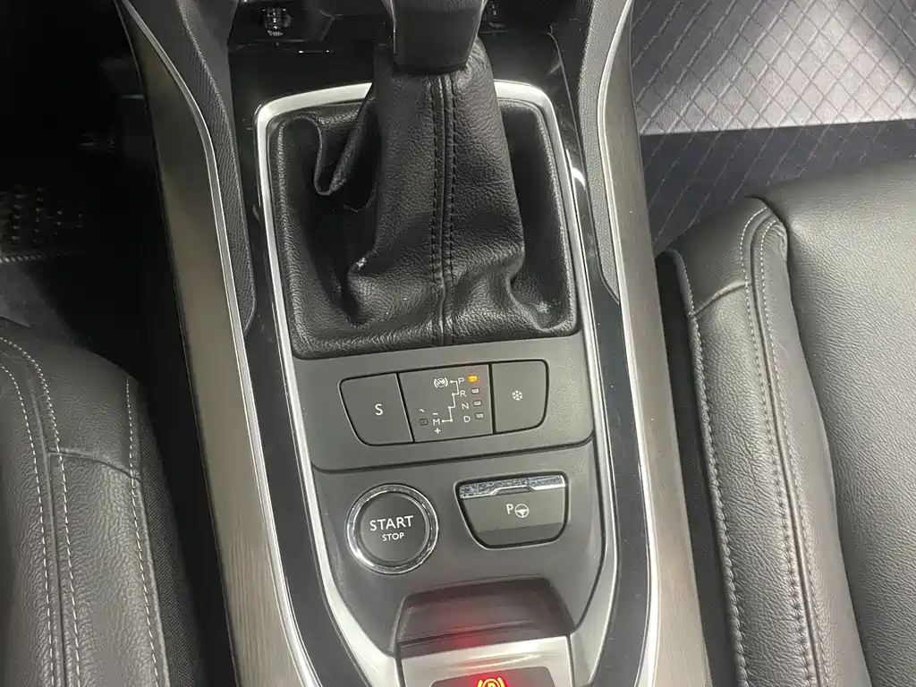 Peugeot 408 1.6 T Auto Supreme
