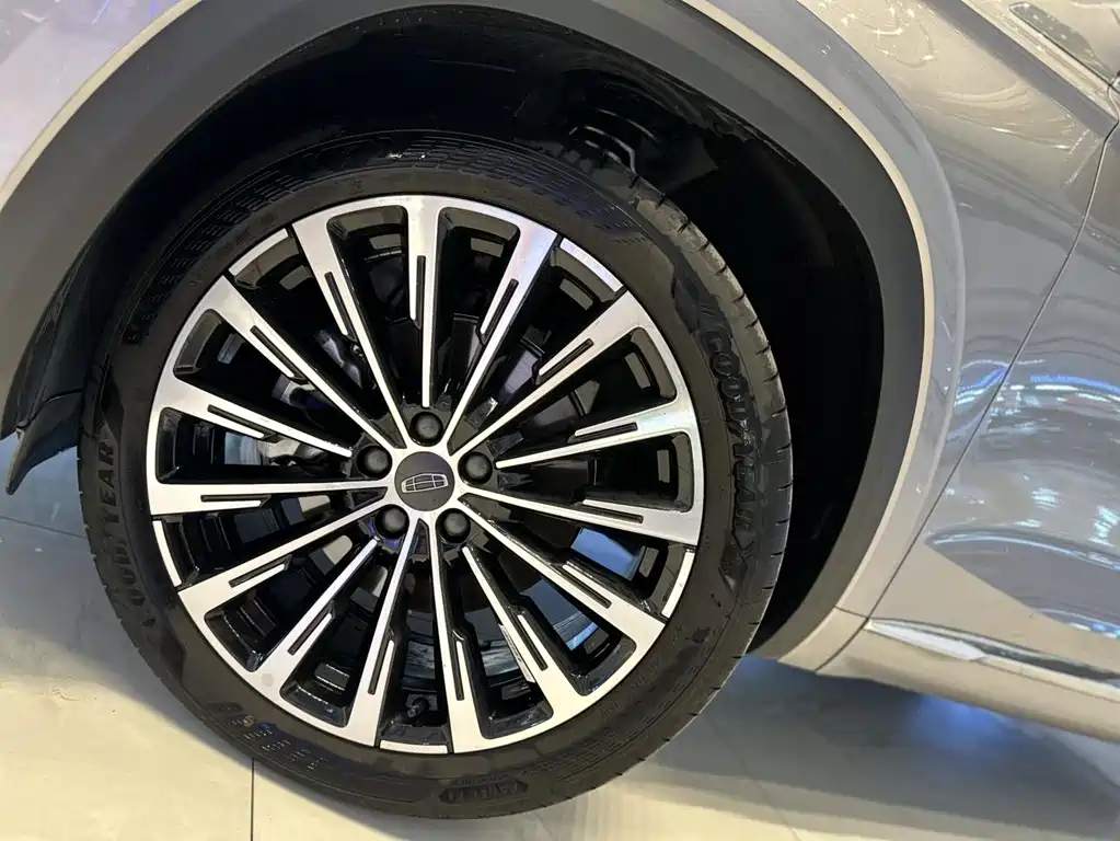 Xingyue L Oriental Shine 2.0 TD Auto Star Embrace