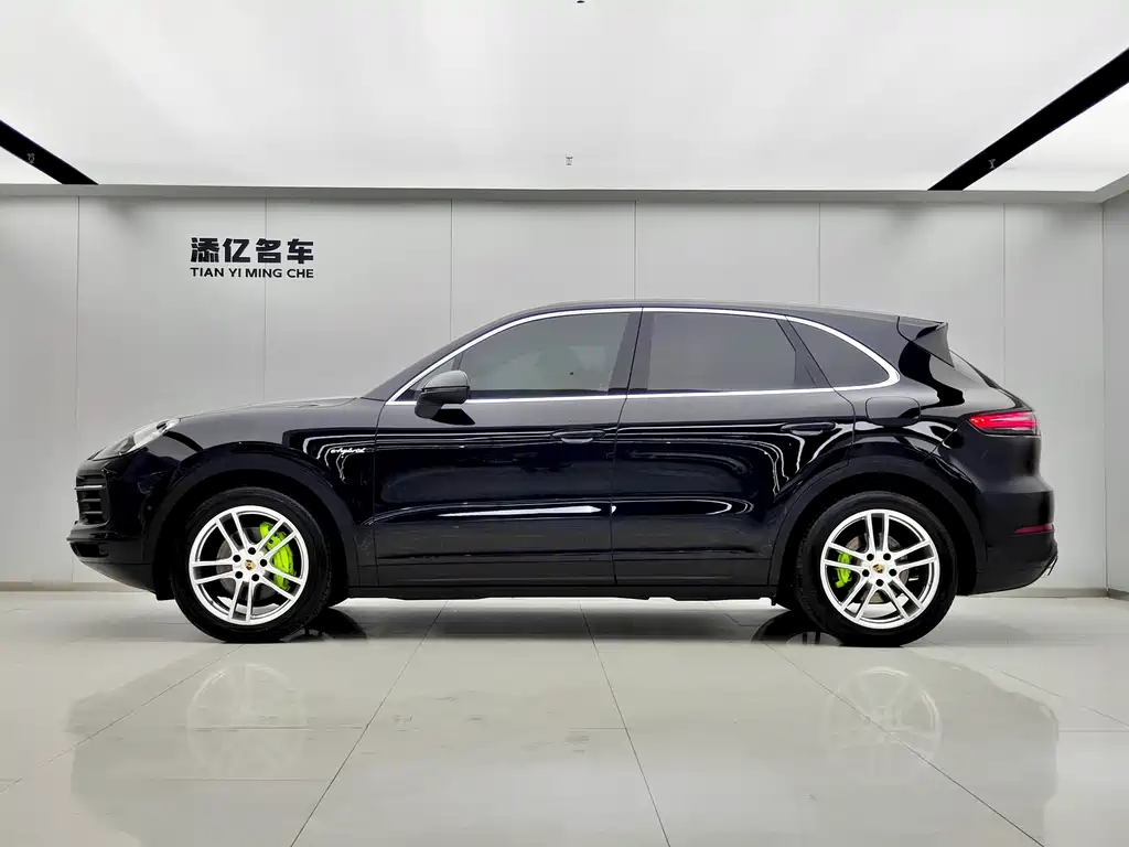 Cayenne NEV Cayenne E-Hybrid 2.0 T