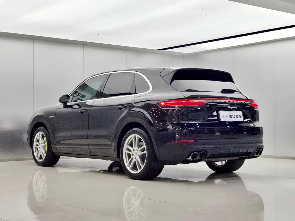 Cayenne NEV Cayenne E-Hybrid 2.0 T