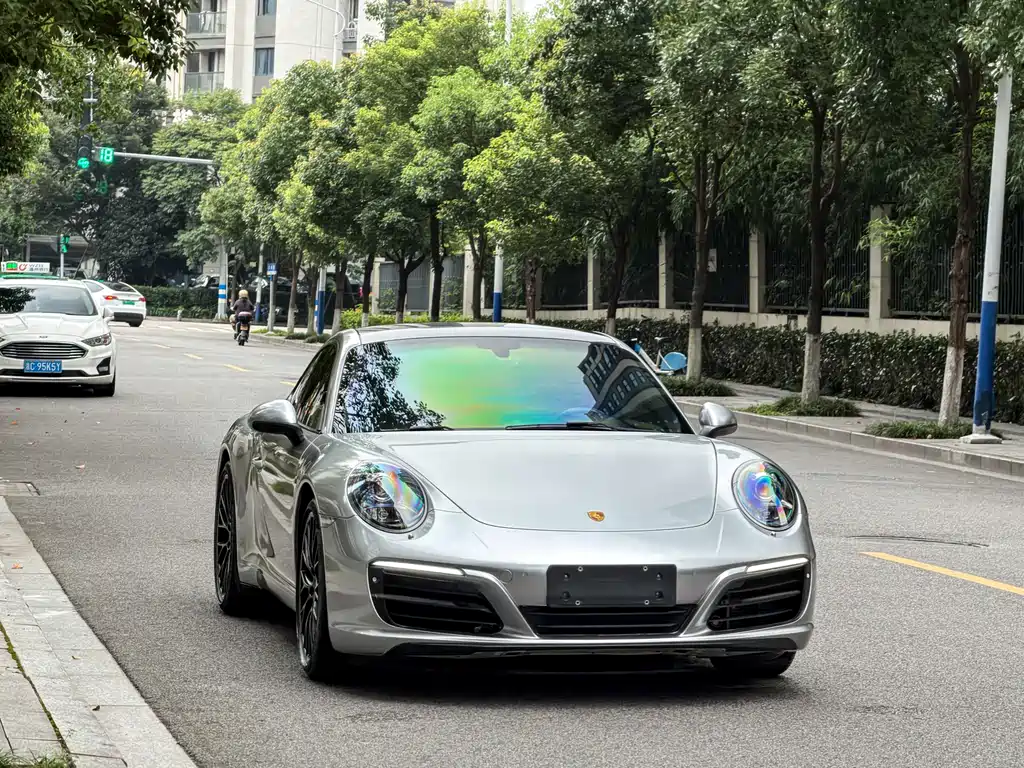 Porsche 911 Carrera S 3.0 T