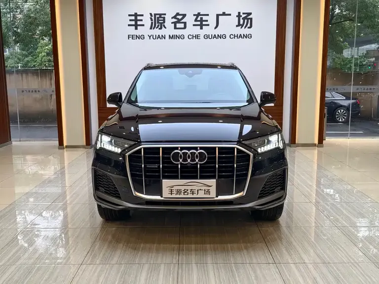 Audi Q7 55 TFSI quattro S line Sport