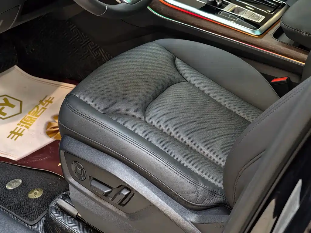 Audi Q7 55 TFSI quattro S line Sport