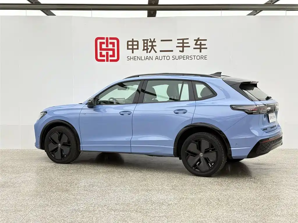 Tiguan L PRO 380 TSI 4 WD R-Line Smart Supreme