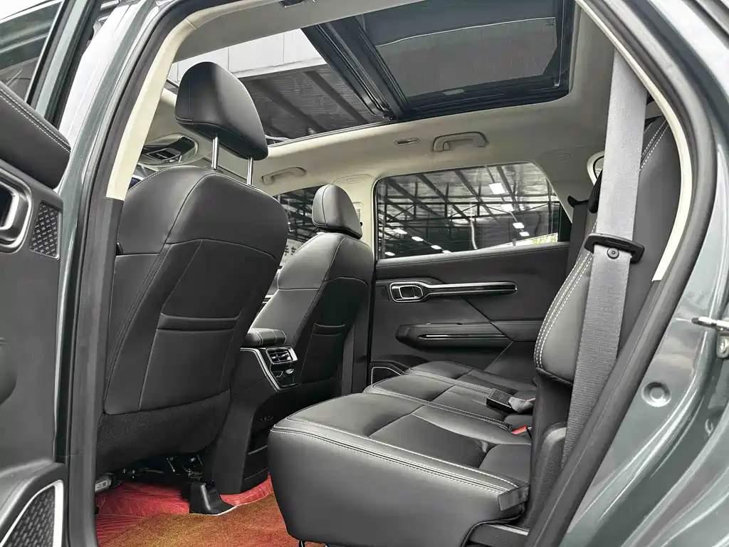 Haoyue 1.8 TD DCT Flagship 7-seat