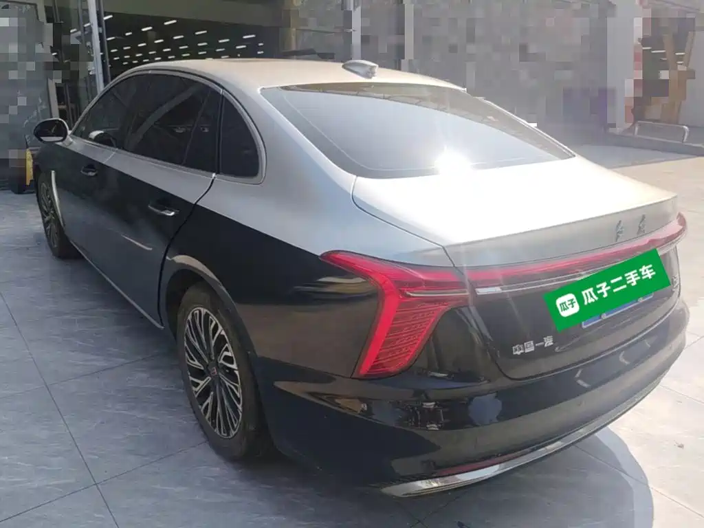 Hongqi H5 2.0 T Auto Connected Flagship