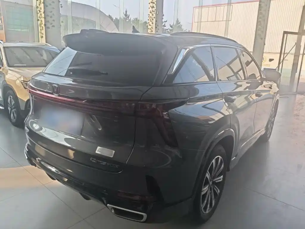 Changan CS75 PLUS 3 rd Gen Champion 1.5 T Smart Drive Power Navigation